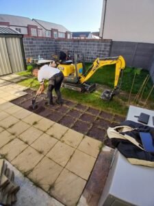 Natural paving , new instant lawn (6)